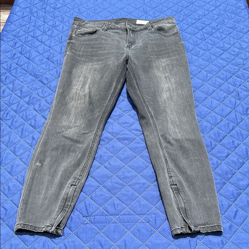 Pistola Grey Jeans with Ankle Zippers and Distressed Details Size 30 (8)